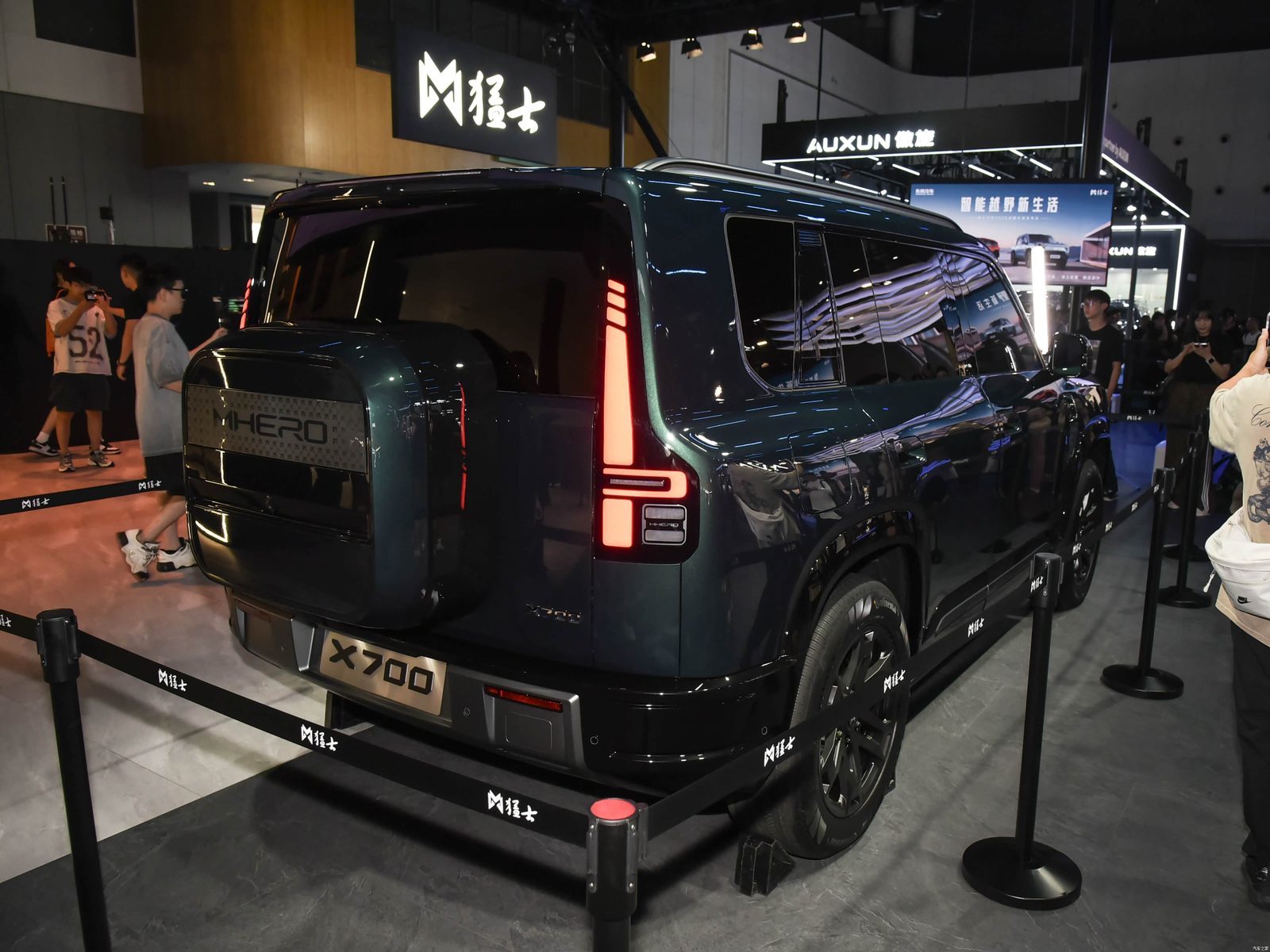 M-Hero X700 EREV / PHEV 2026 — экстерьер, rear 3q alt, рынок china_reference