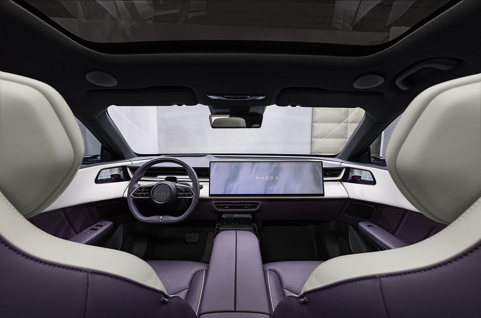 Mazda China EZ-60 / CX-6e China EREV 2025 — интерьер, dashboard wide, рынок internal_mvp