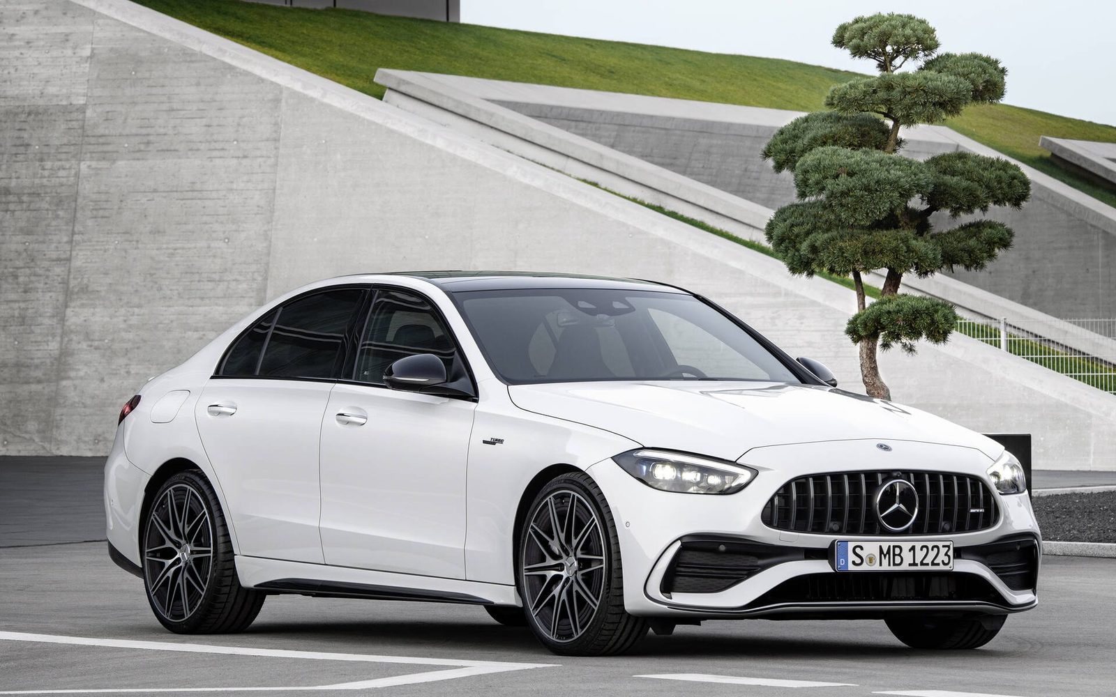 Mercedes-Benz C-Class PHEV 2025 — экстерьер, вид сбоку, рынок internal_mvp