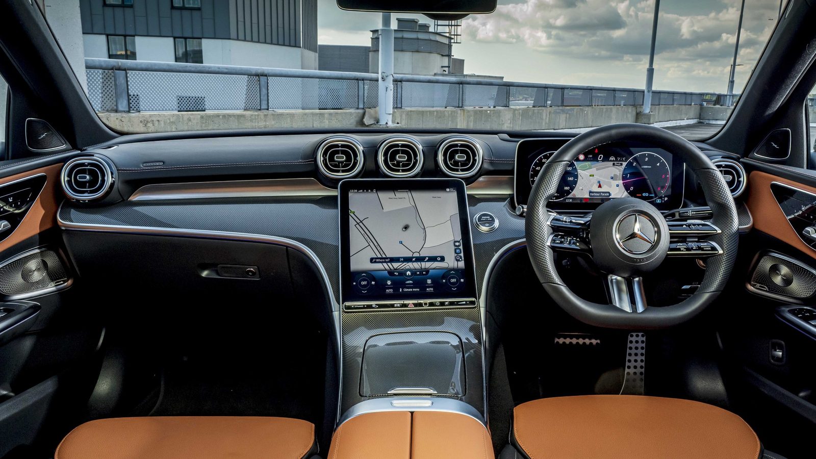 Mercedes-Benz C-Class PHEV 2025 — интерьер, второй ряд сидений, рынок internal_mvp