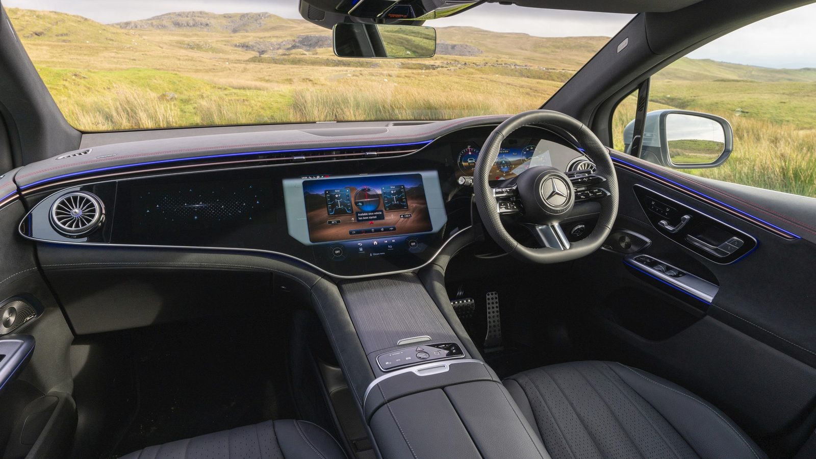 Mercedes-Benz EQE SUV AMG 2024 — интерьер, второй ряд сидений, рынок internal_mvp
