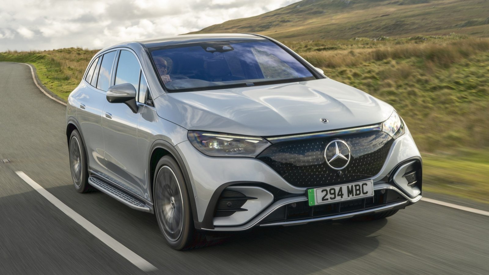 Mercedes-Benz EQE 2026 — экстерьер, вид сбоку, рынок internal_mvp