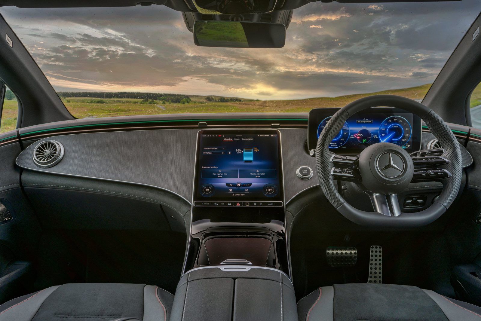 Mercedes-Benz EQE 2026 — главное фото модели, интерьер, передняя панель, рынок internal_mvp