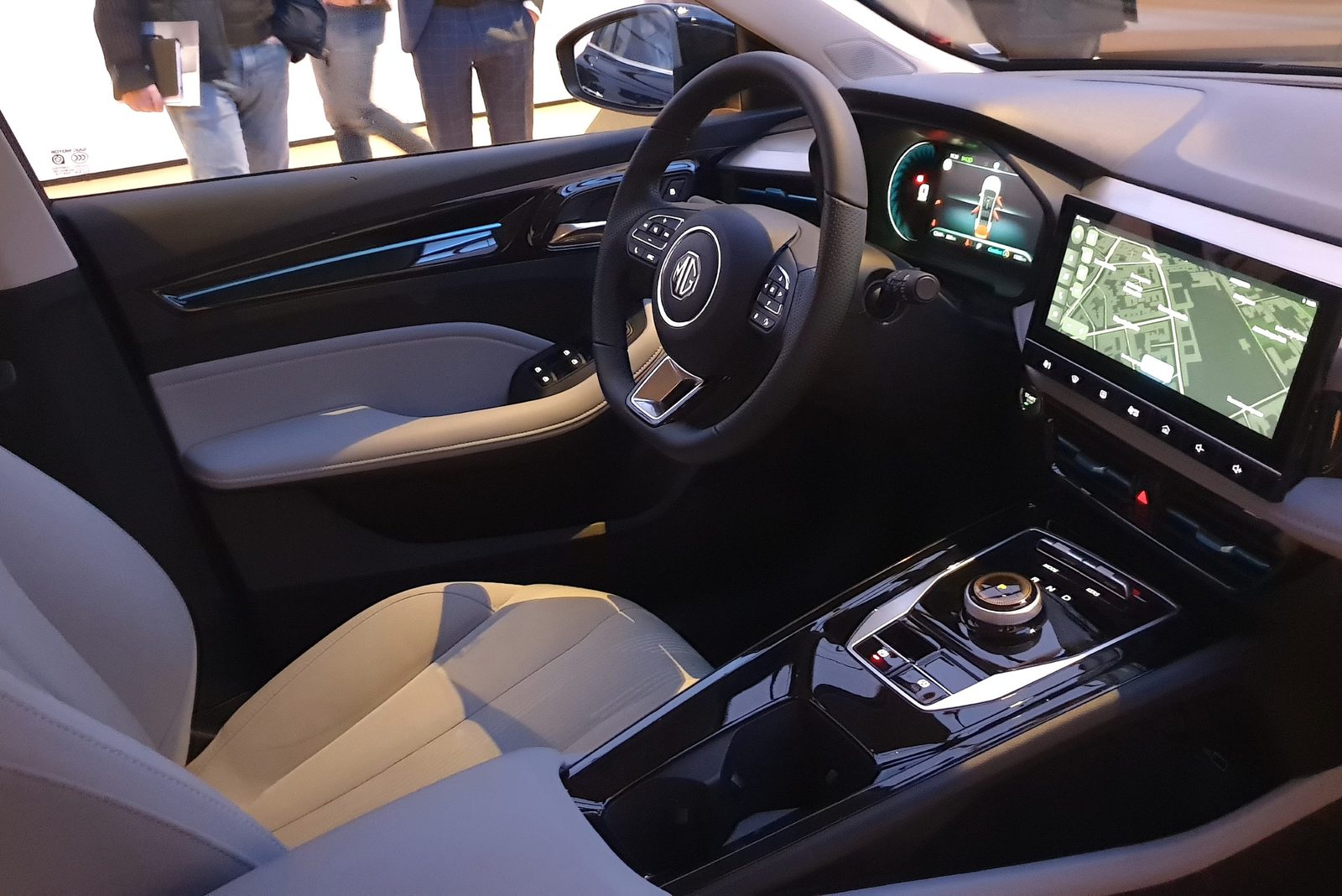 MG5 Electric 2022 — интерьер, второй ряд сидений, рынок internal_mvp