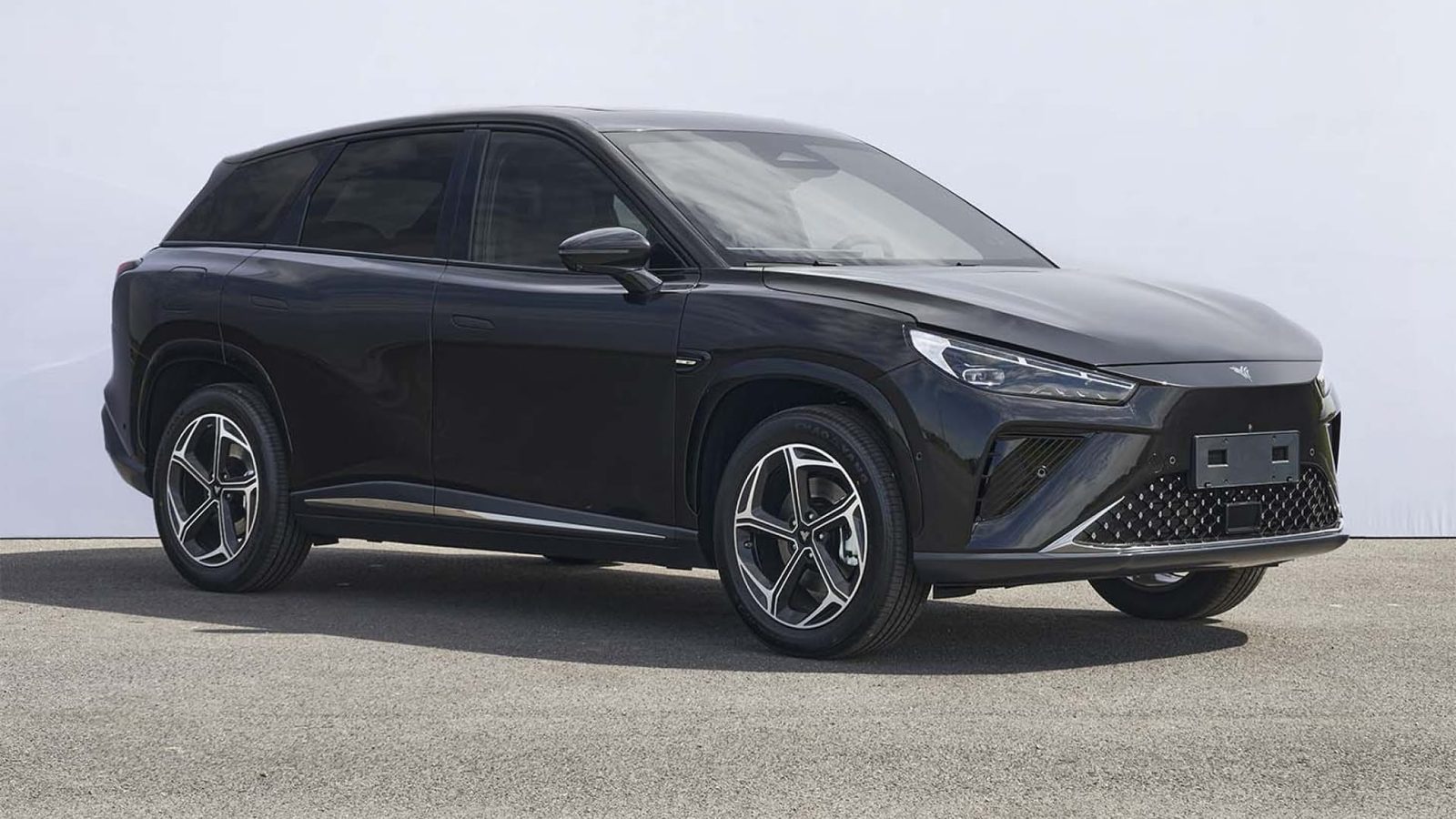 Neta L EREV 2024 — экстерьер, front 3q black miit, рынок China Neta L EREV reference