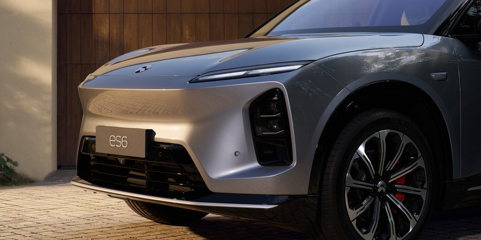 NIO ES6 2026 — экстерьер, вид сбоку