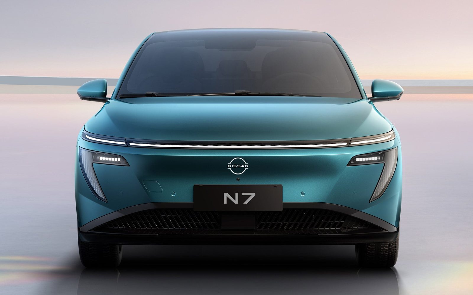 Nissan China Dongfeng Nissan N7 2025 — экстерьер, вид спереди 3/4, рынок internal_mvp