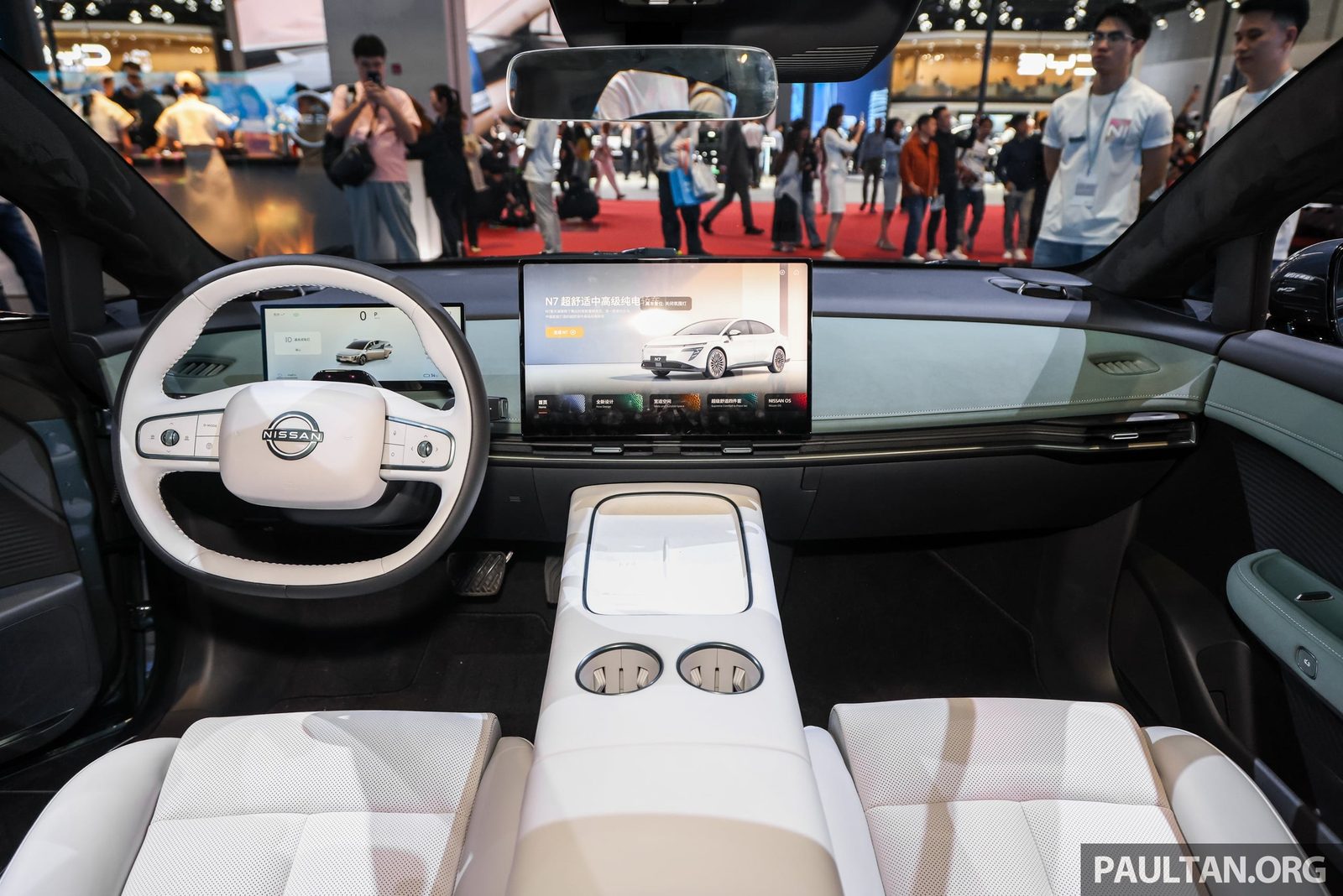 Nissan China Dongfeng Nissan N7 2025 — главное фото модели, интерьер, передняя панель, рынок internal_mvp