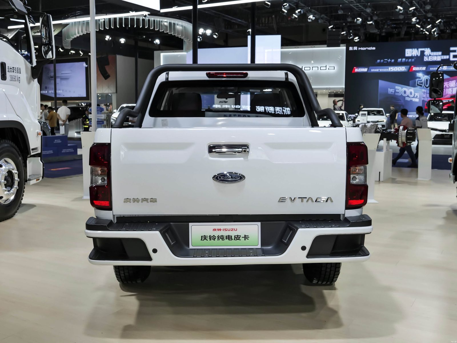 Qingling Isuzu Pickup TAGA EV / TAGA Daka Pure Electric 2025 — экстерьер, вид сзади, рынок China
