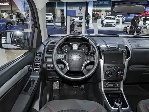 Qingling Isuzu Pickup TAGA EV / TAGA Daka Pure Electric 2025 — интерьер, front cabin, рынок China