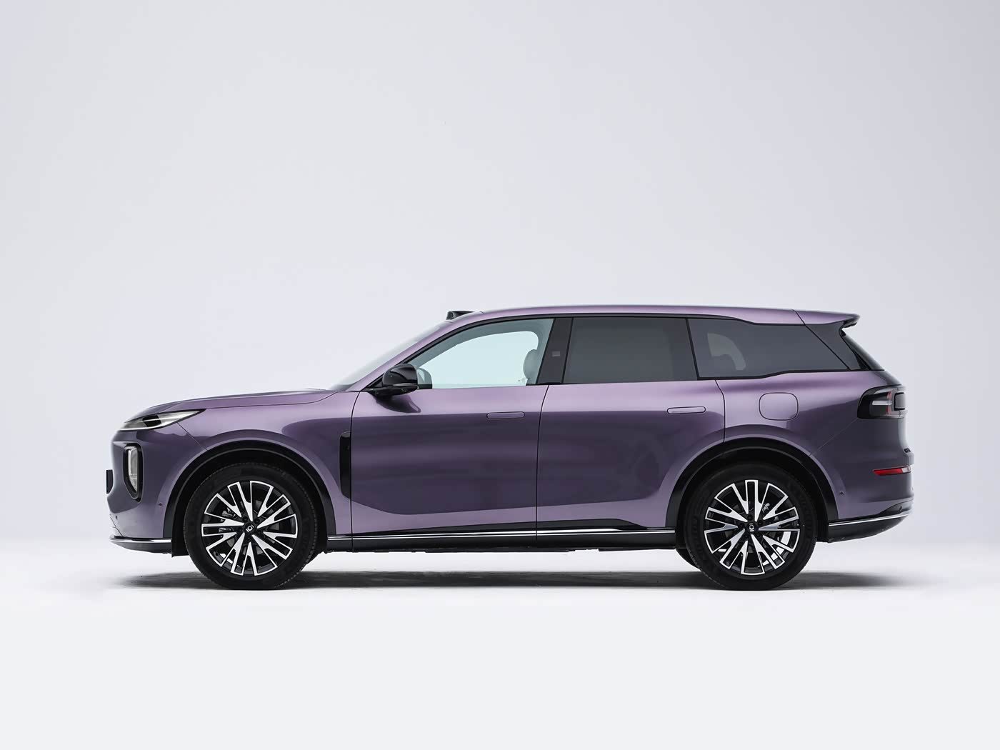Qiyuan Q07 MY2027 PHEV — экстерьер, side profile, рынок China
