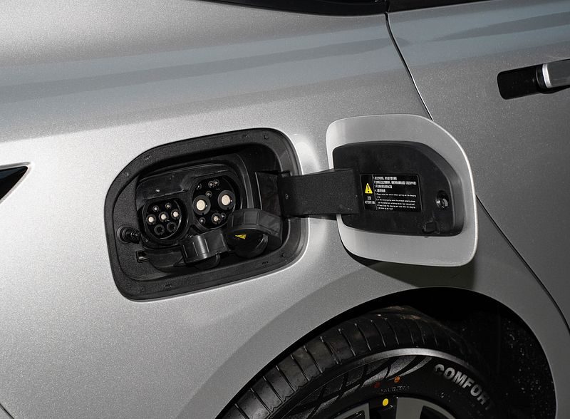 Qiyuan A05 PHEV 2024 — экстерьер, зарядный порт