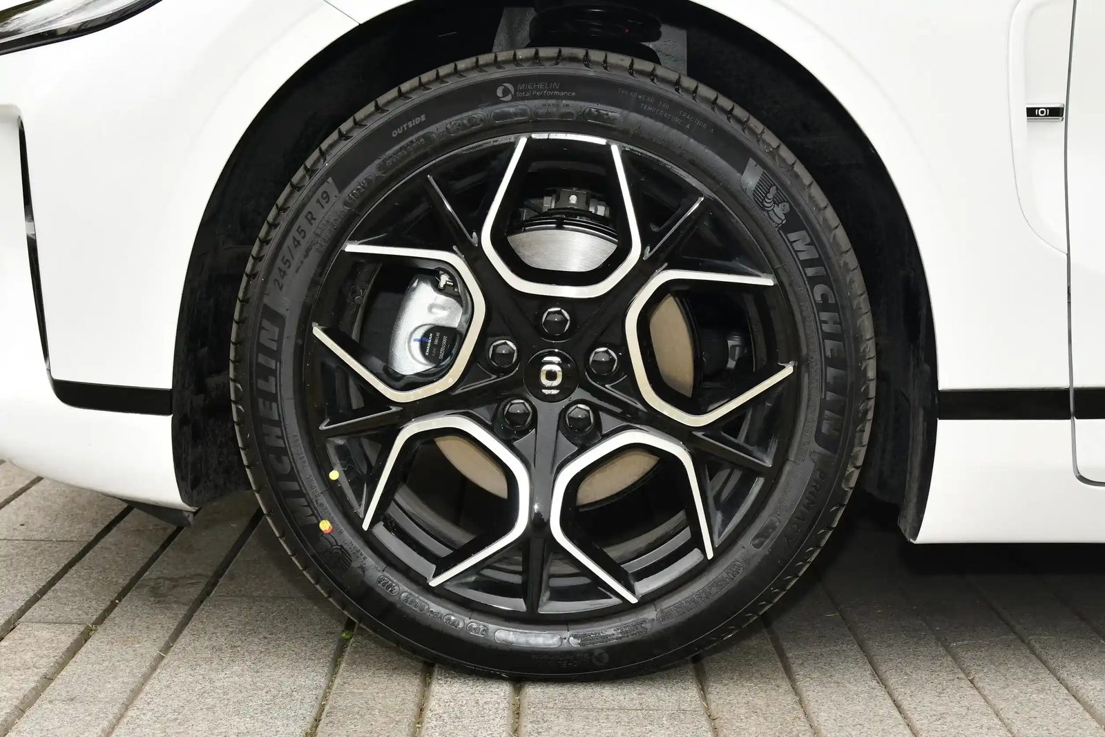 Qiyuan A07 EV 2024 — экстерьер, wheel detail