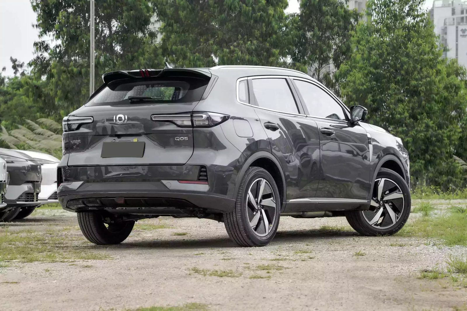 Qiyuan Q05 PHEV / Nevo Q05 REEV Classic 2024 — экстерьер, вид сзади 3/4, рынок internal_mvp