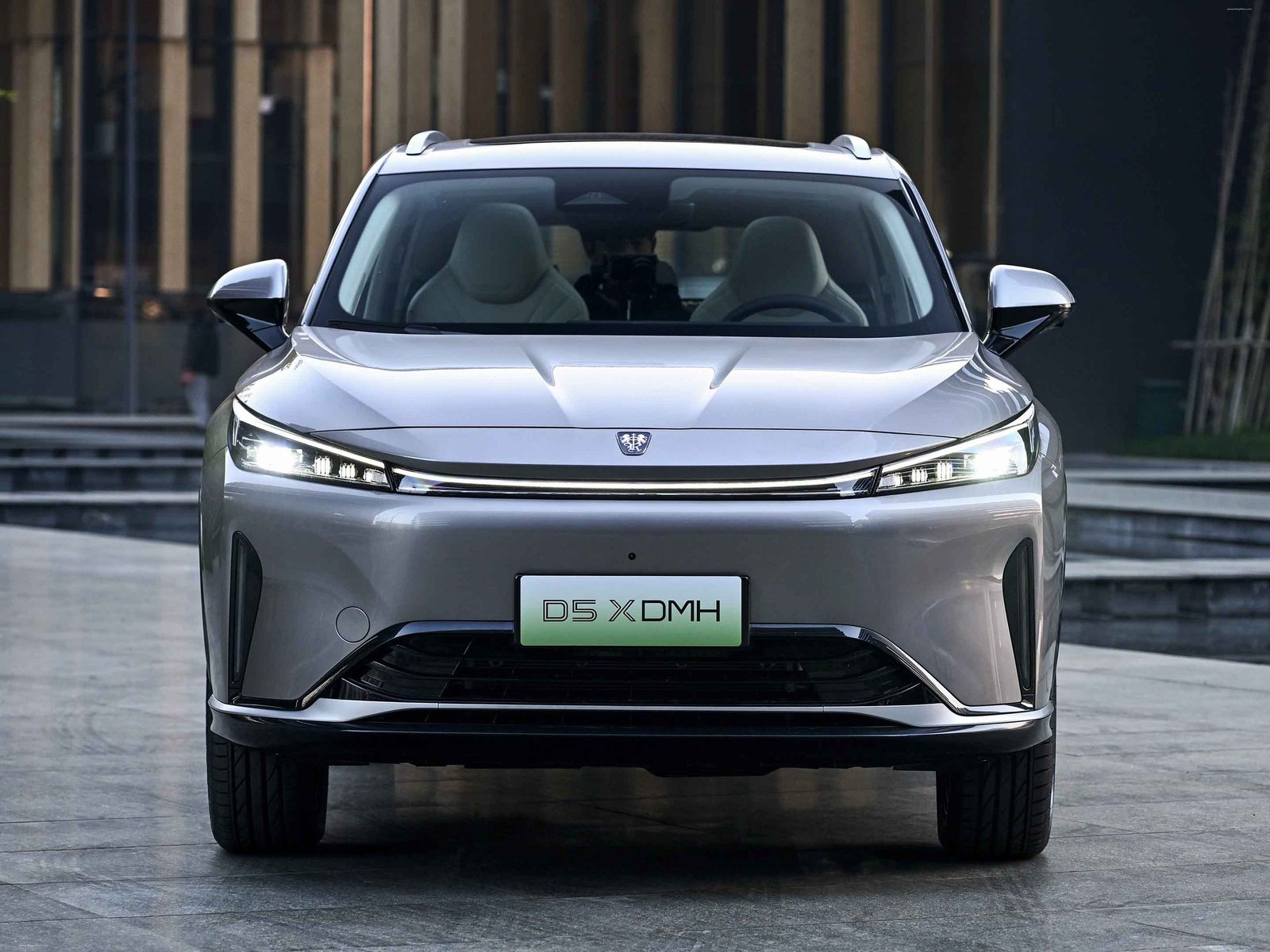 Roewe D5X DMH 2024 — экстерьер, вид сбоку, рынок internal_mvp