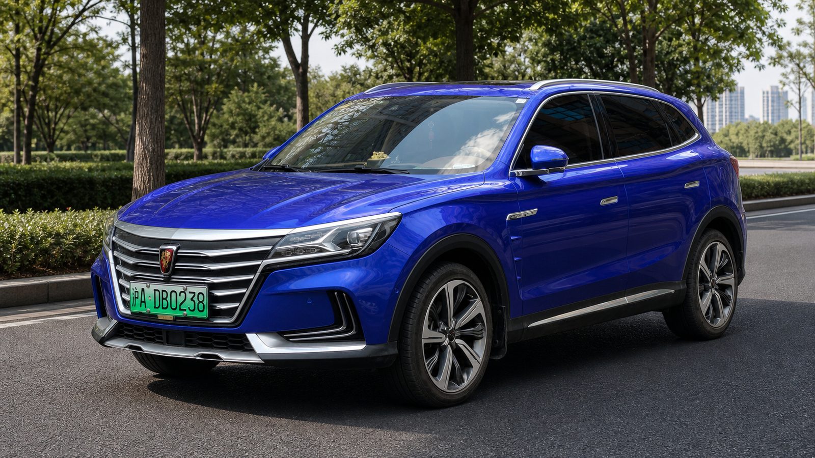 Roewe Marvel X 2018 — главное фото модели, экстерьер, вид спереди 3/4, рынок internal_mvp