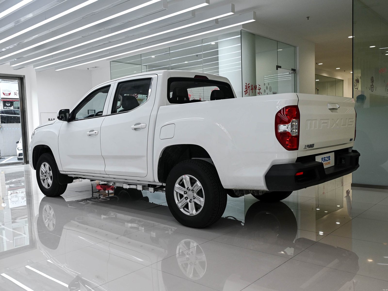 SAIC Maxus Pickup China Xingji EV / Interstellar EV 2023 — экстерьер, вид сзади 3/4, рынок China