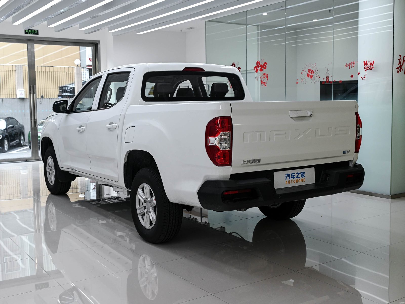 SAIC Maxus Pickup China Xingji EV / Interstellar EV 2023 — экстерьер, вид сзади 3/4, рынок China