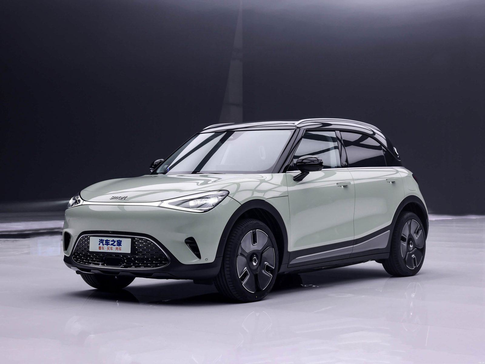 Smart #1 China First Generation Reference 2022 — главное фото модели, экстерьер, вид спереди 3/4, рынок China exact-trim generation reference