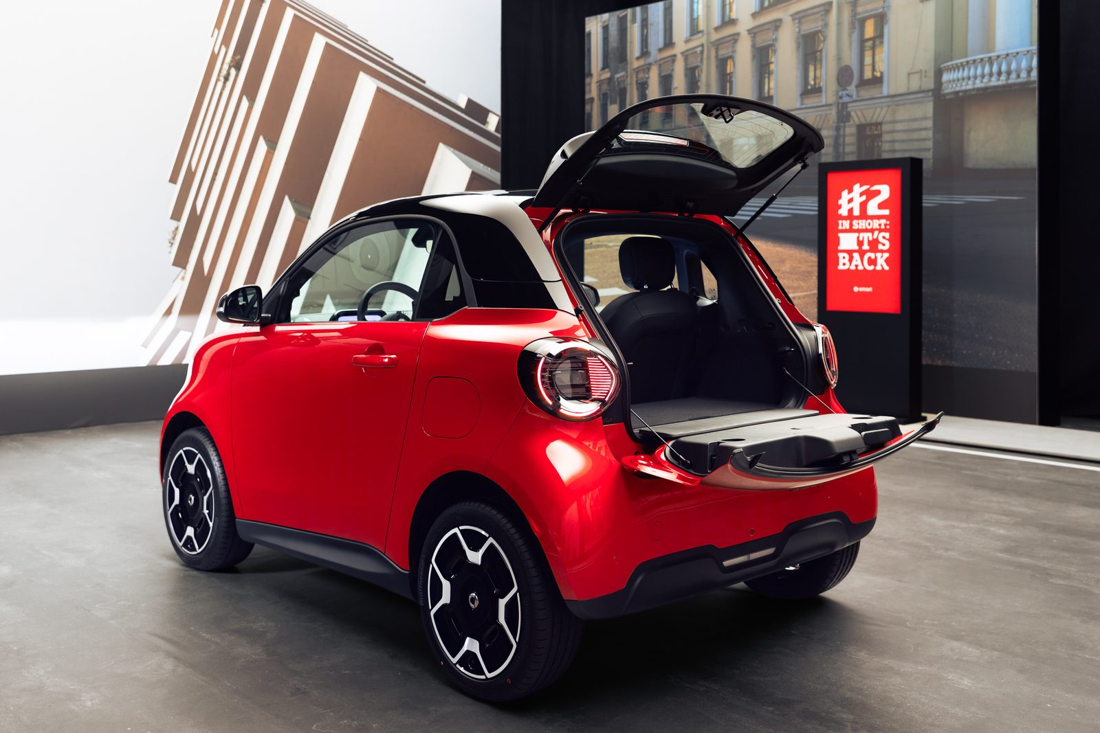 Smart #2 2026 — экстерьер, rear three quarter tailgate open, рынок Europe / global production launch