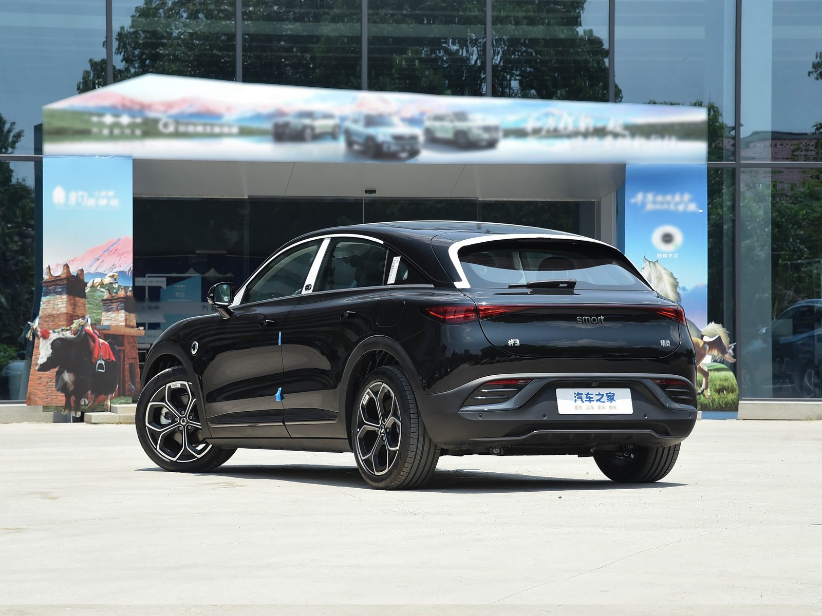 Smart #3 2026 — экстерьер, вид сзади 3/4, рынок China