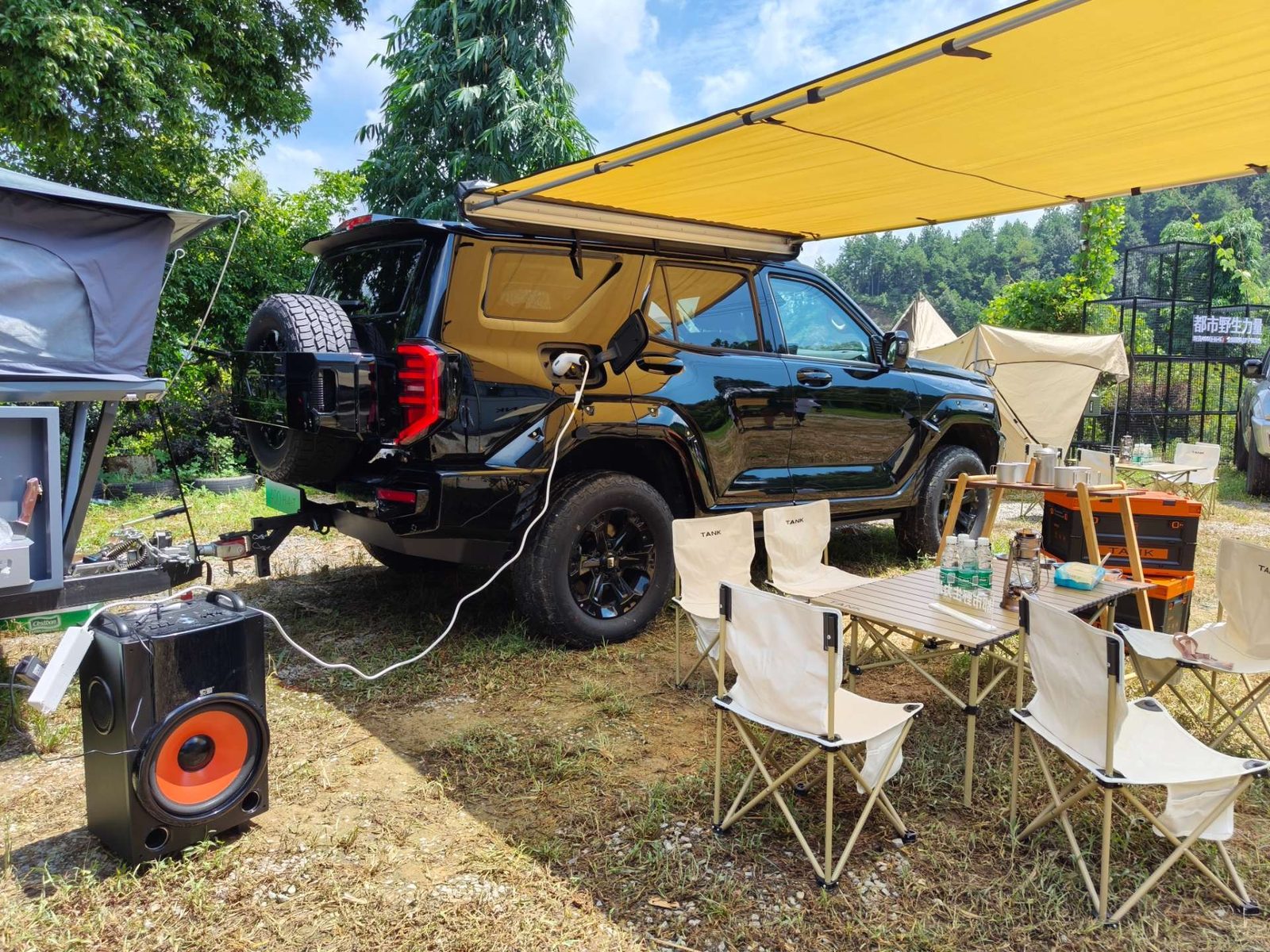 Tank 400 Hi4-T / Hi4-Z 2026 — экстерьер, camping rear, рынок China first-drive/reference