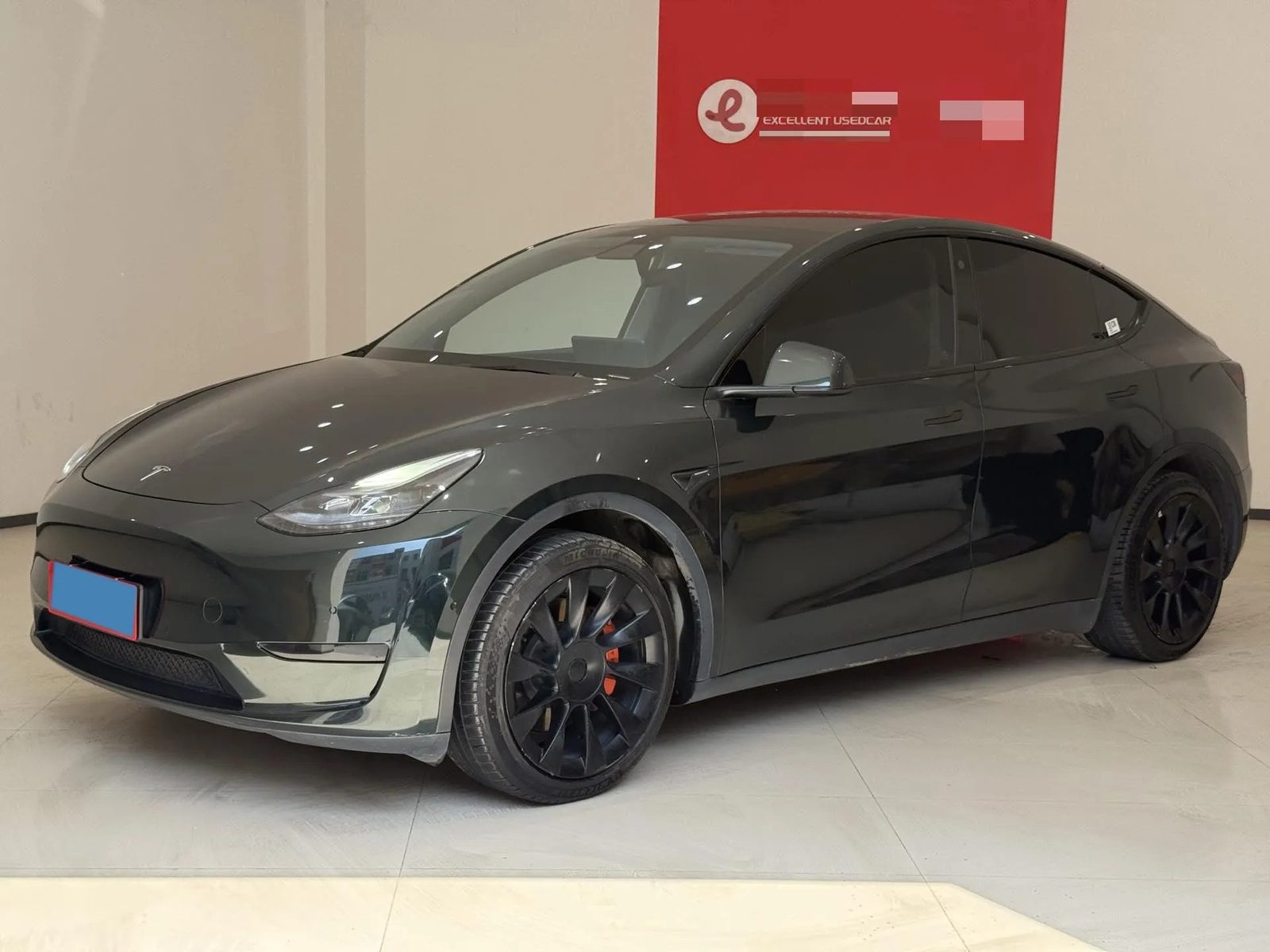 Tesla Model Y China 2025 — экстерьер, вид сбоку, рынок internal_mvp