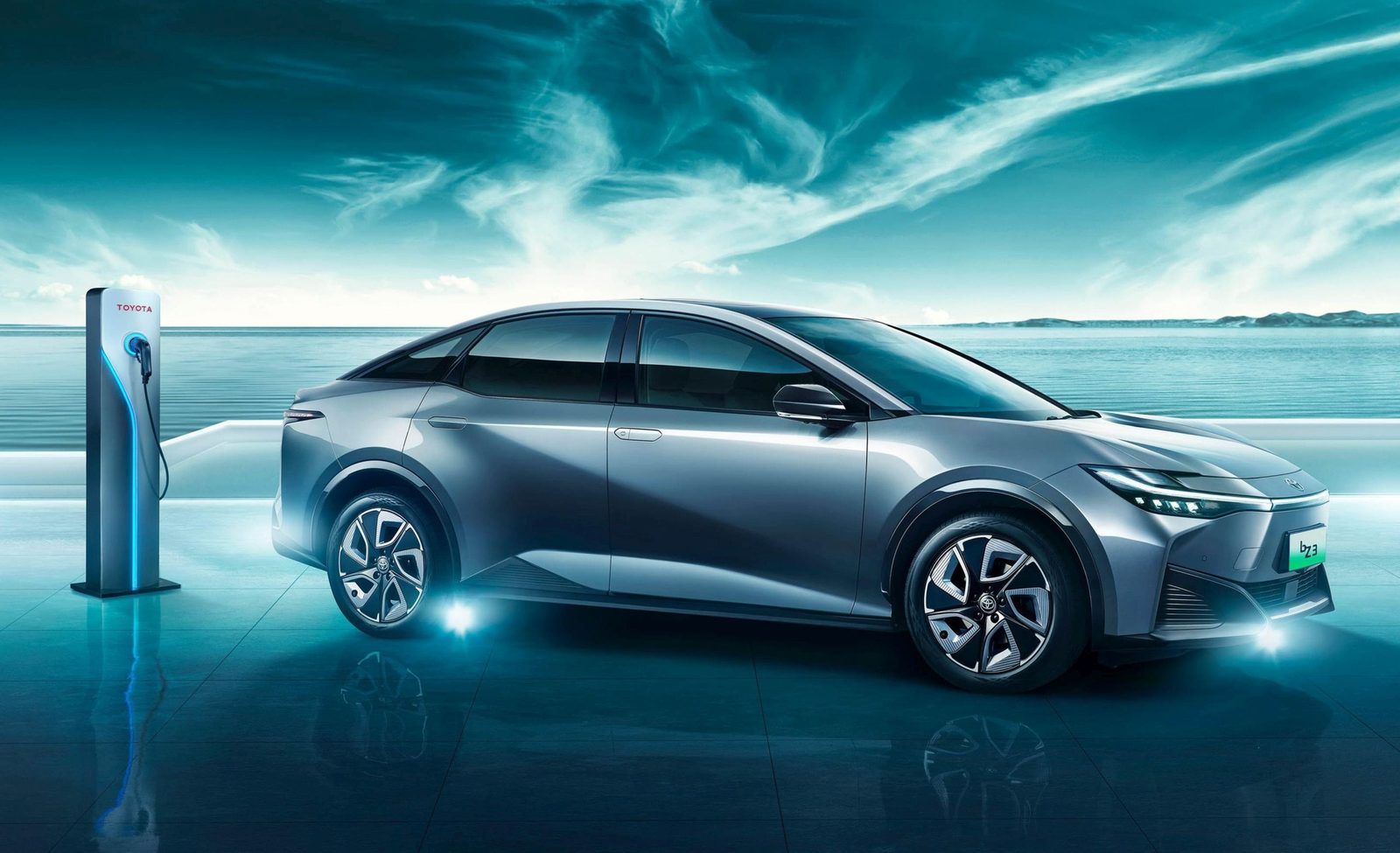 Toyota bZ3 China 2026 — экстерьер, side 3q charging, рынок internal_mvp