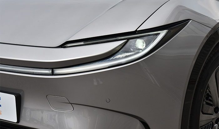 Toyota bZ5 China 2025 — экстерьер, headlight detail, рынок China