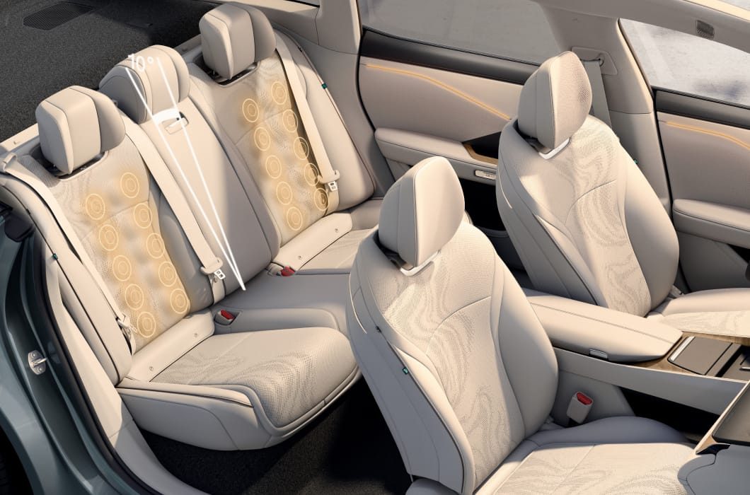 Toyota bZ7 China 2026 — интерьер, seat layout, рынок internal_mvp