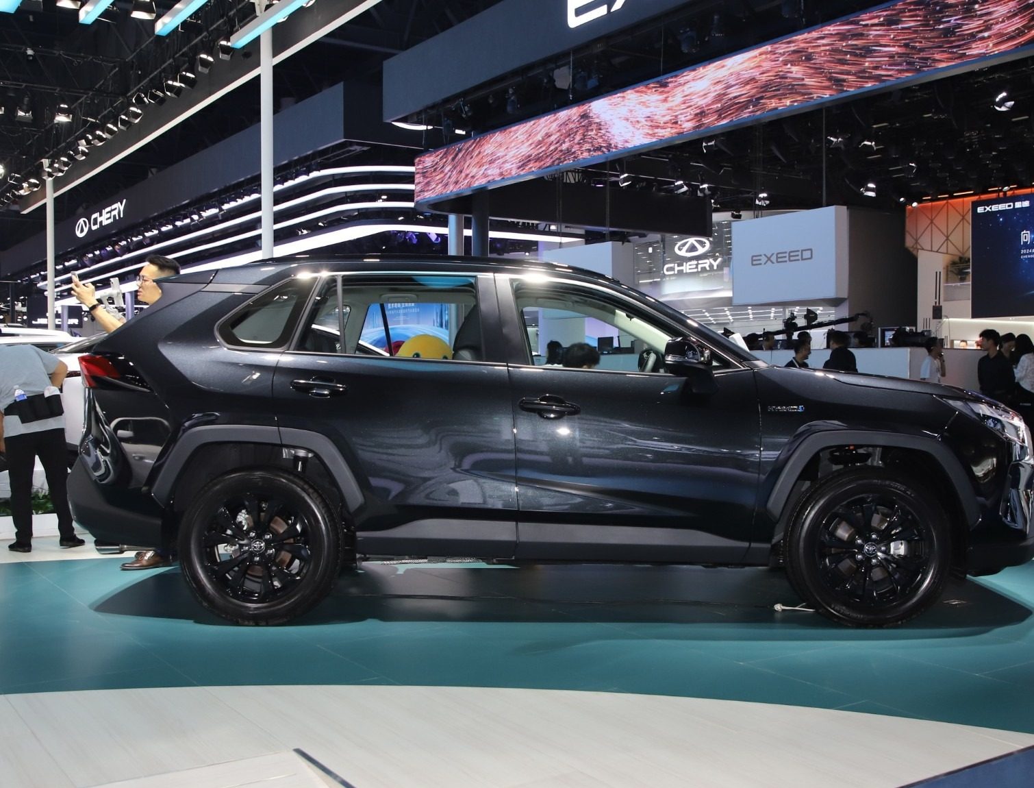 Toyota RAV4 Rongfang / Wildlander PHEV China 2021 — экстерьер, side auto show, рынок internal_mvp