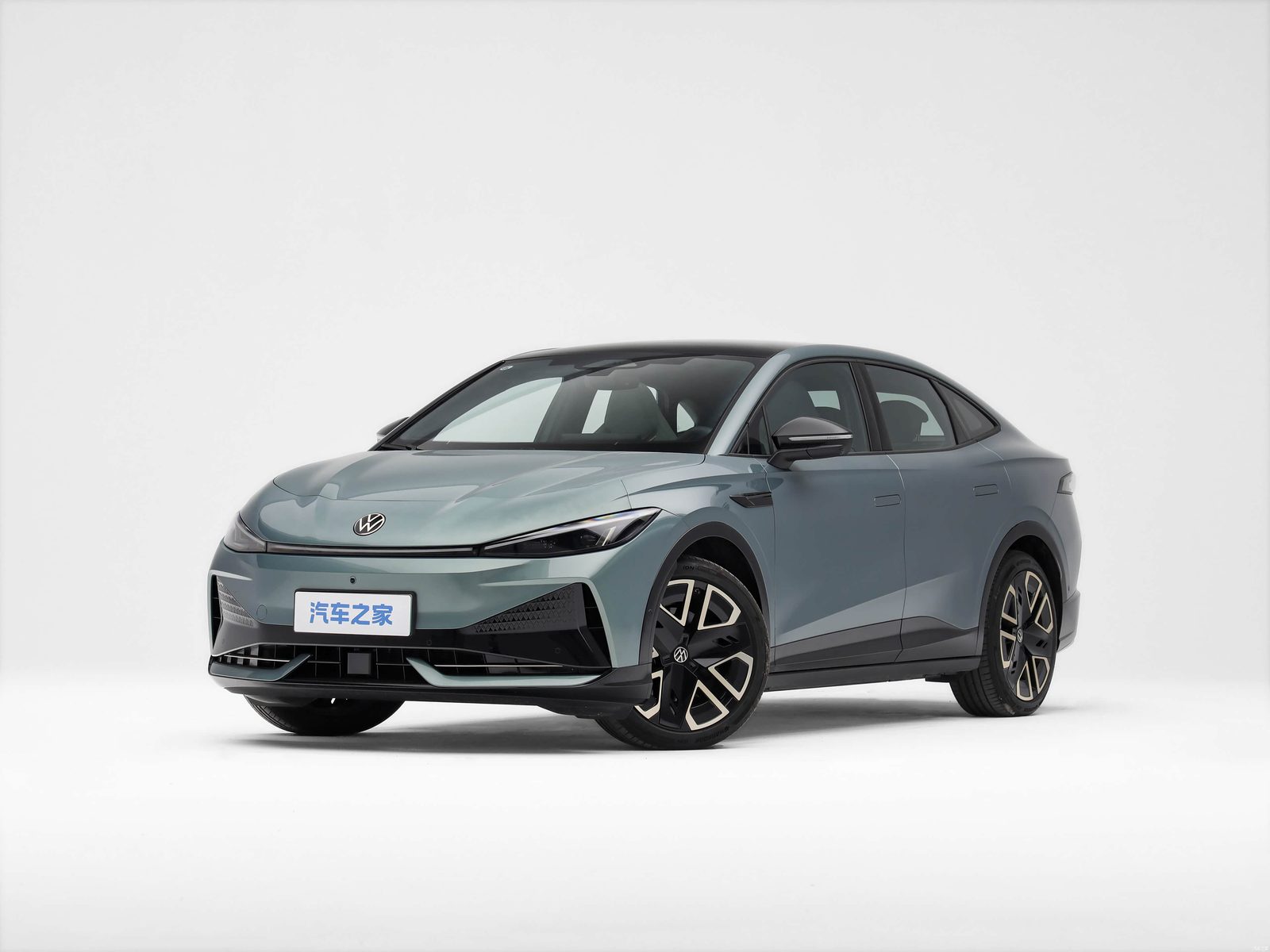 Volkswagen ID.UNYX 07 2026 — главное фото модели, экстерьер, вид спереди 3/4, рынок China