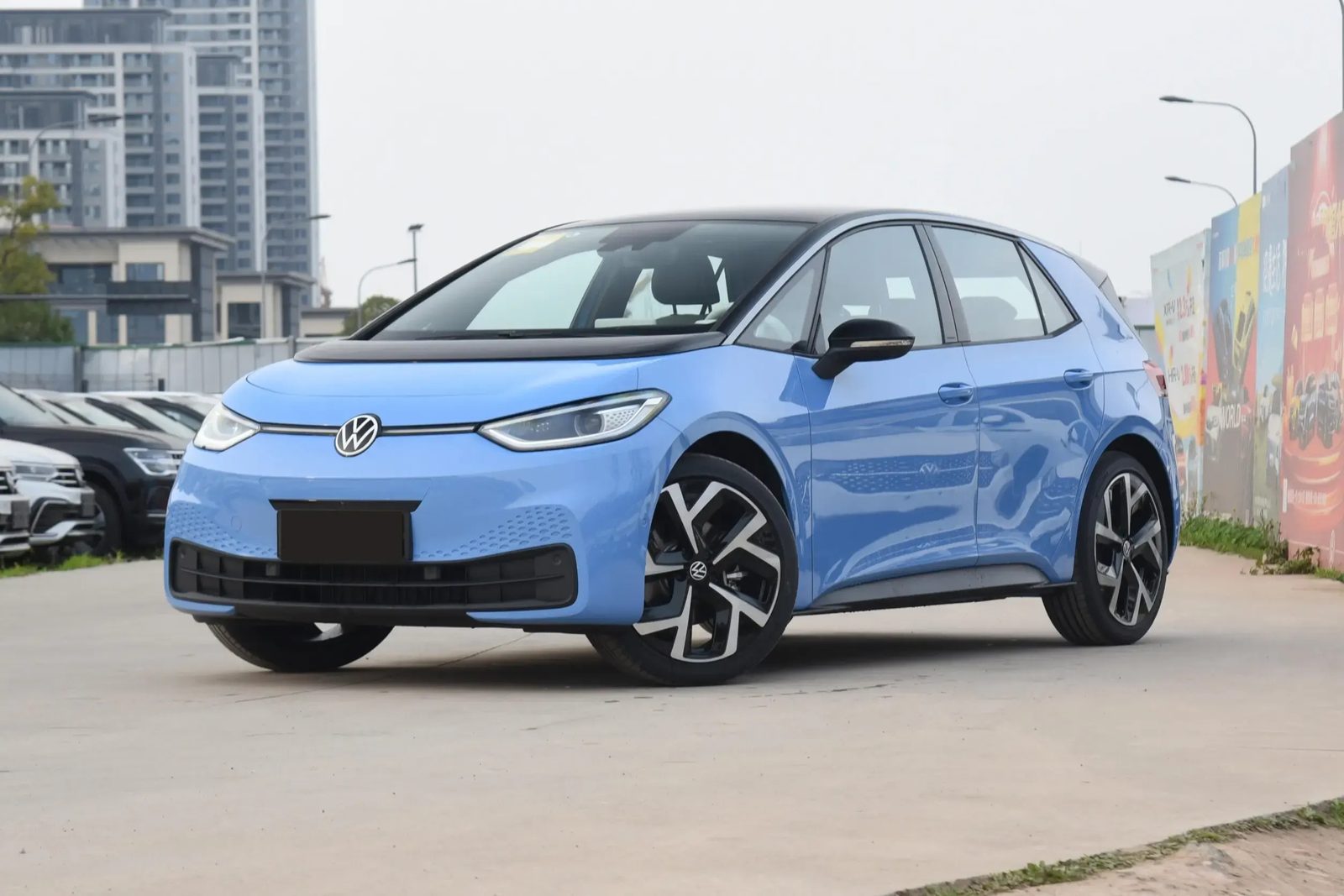 Volkswagen ID.3 China 2026 — экстерьер, front 3q color, рынок internal_mvp