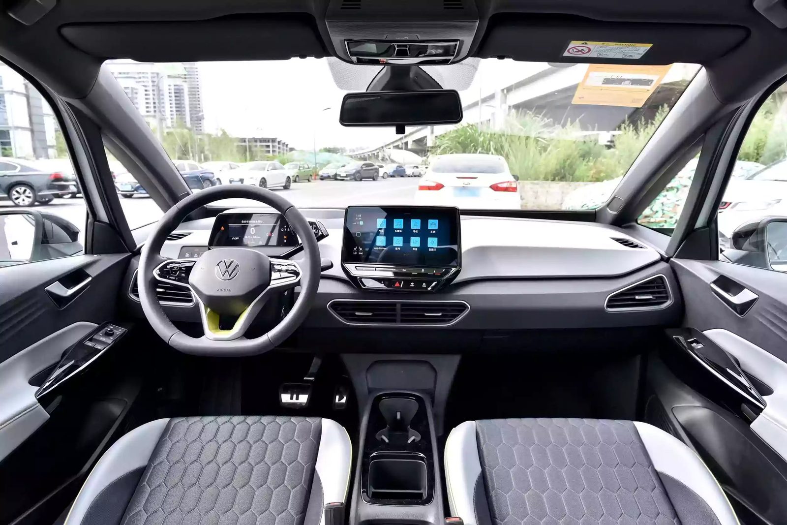 Volkswagen ID.3 China 2026 — главное фото модели, интерьер, передняя панель, рынок internal_mvp