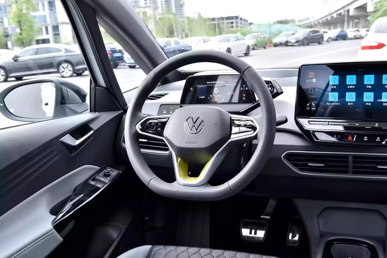 Volkswagen ID.3 China 2026 — интерьер, driver controls, рынок internal_mvp