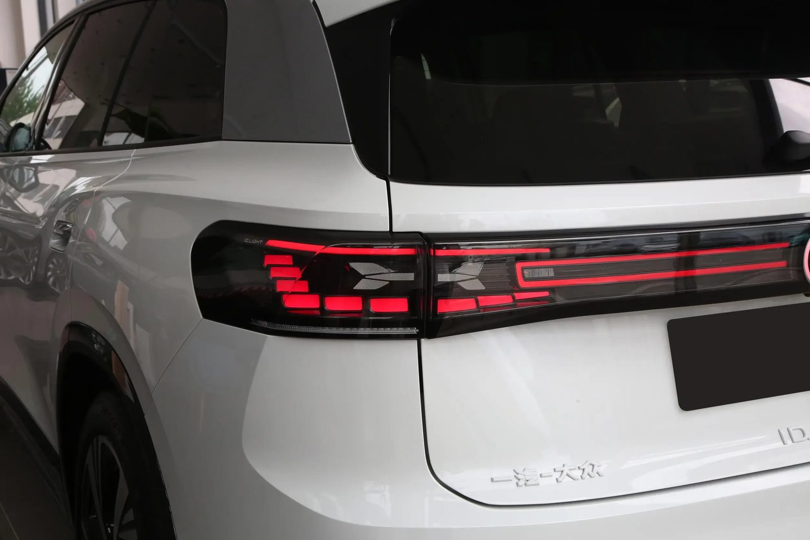 Volkswagen ID.6 CROZZ China 2026 — экстерьер, tail lamp detail