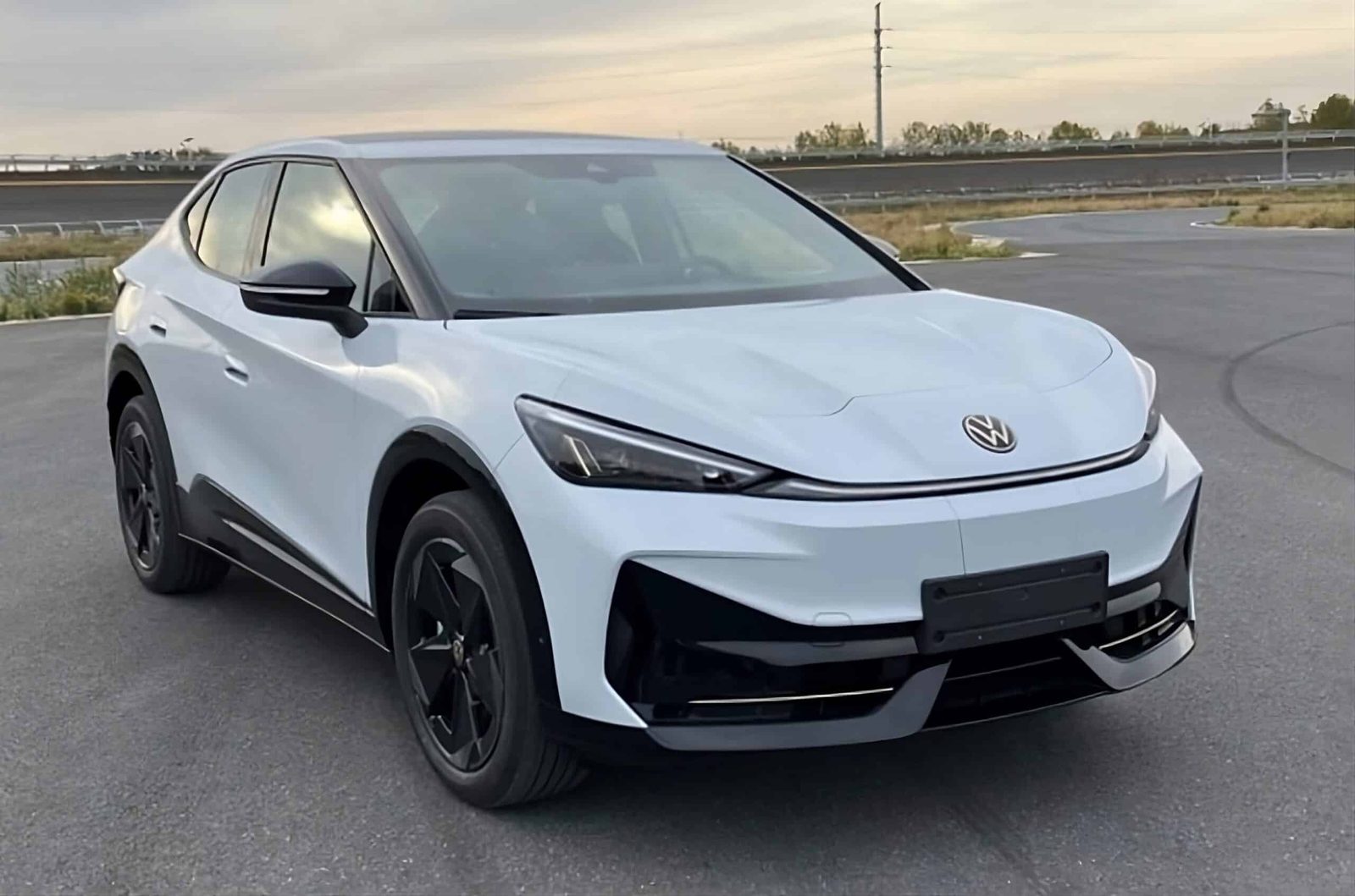 Volkswagen ID.UNYX China 2024 — экстерьер, вид спереди 3/4, рынок internal_mvp