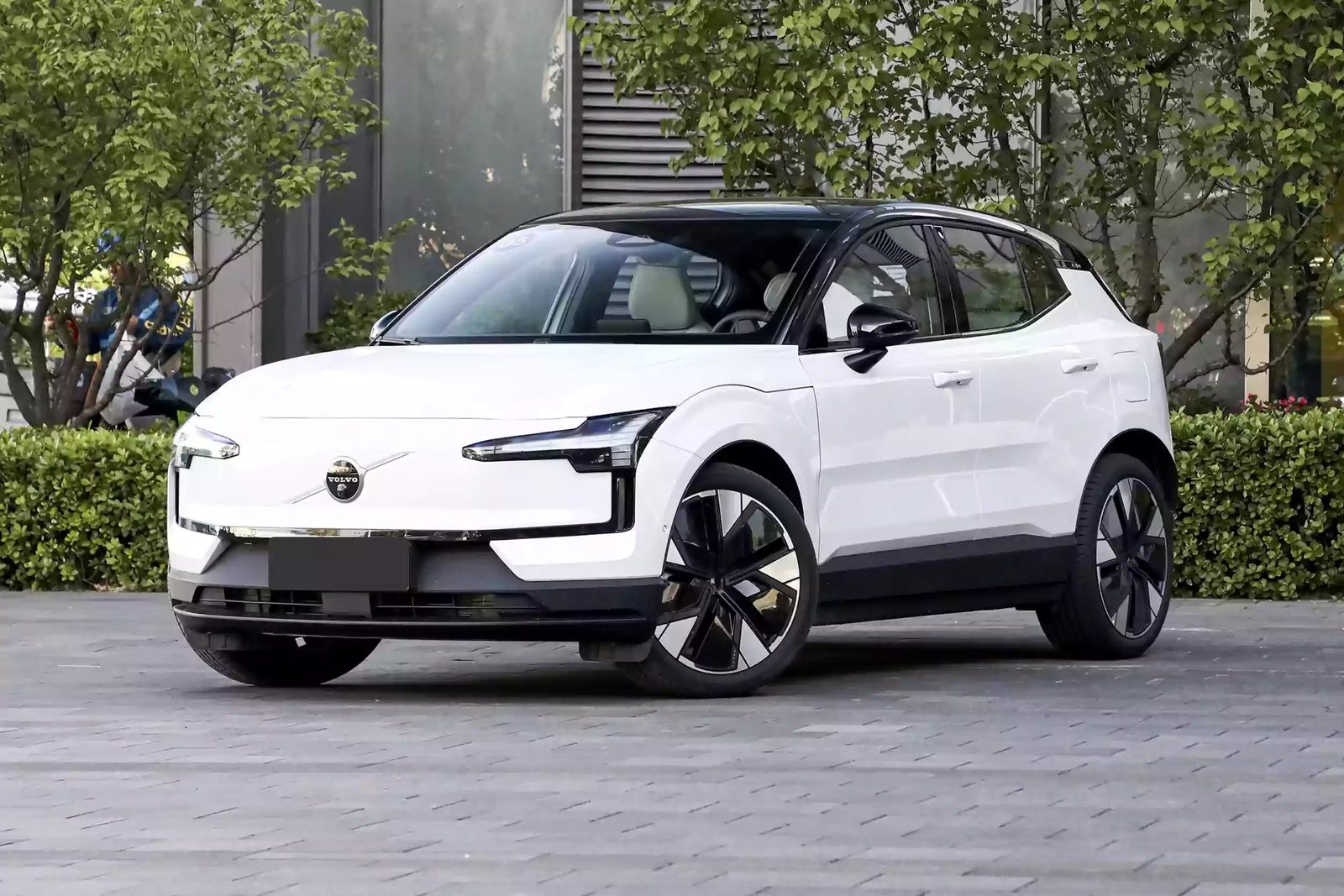 Volvo EX30 China 2024 — экстерьер, вид сбоку, рынок internal_mvp