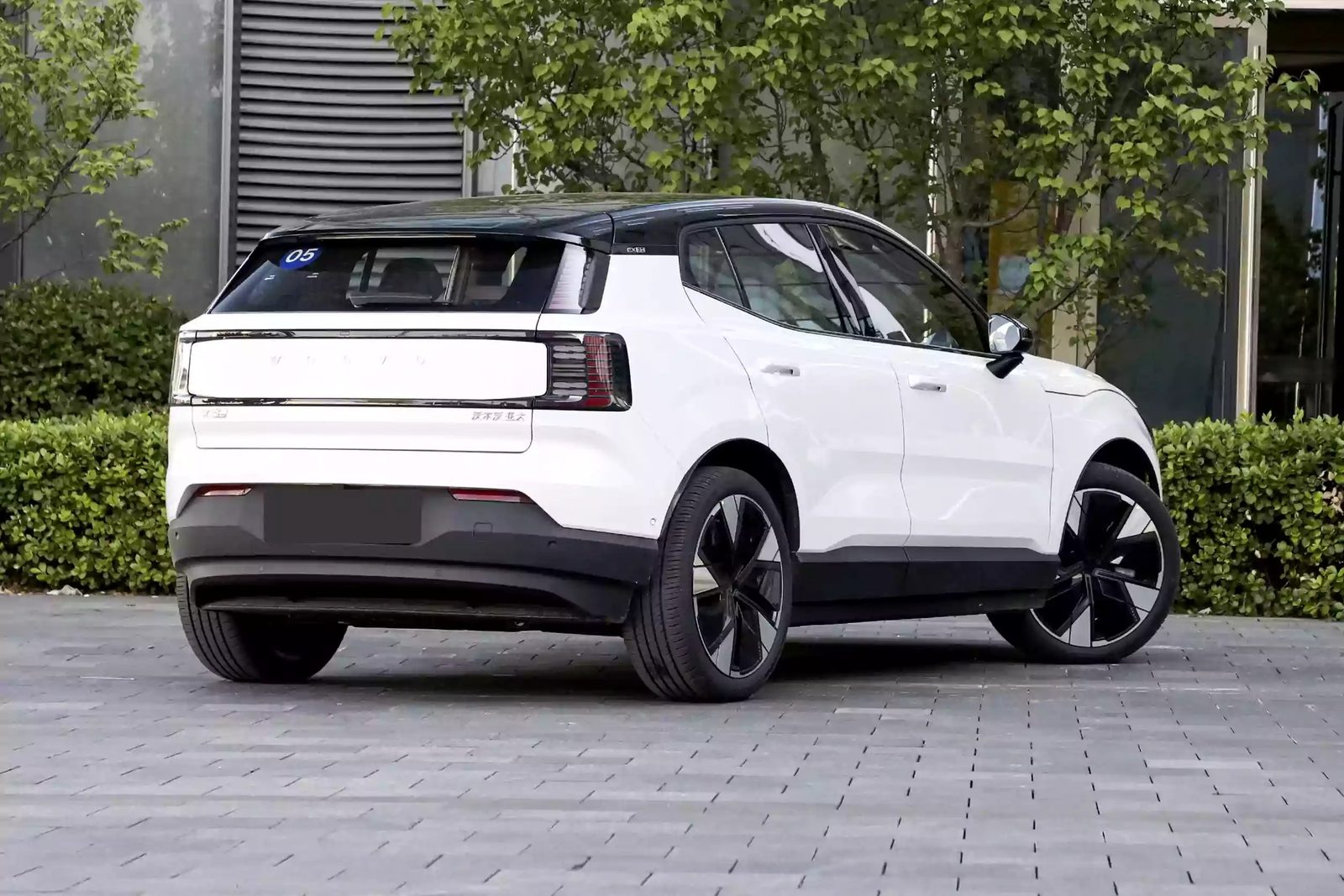 Volvo EX30 China 2024 — экстерьер, вид сбоку, рынок internal_mvp