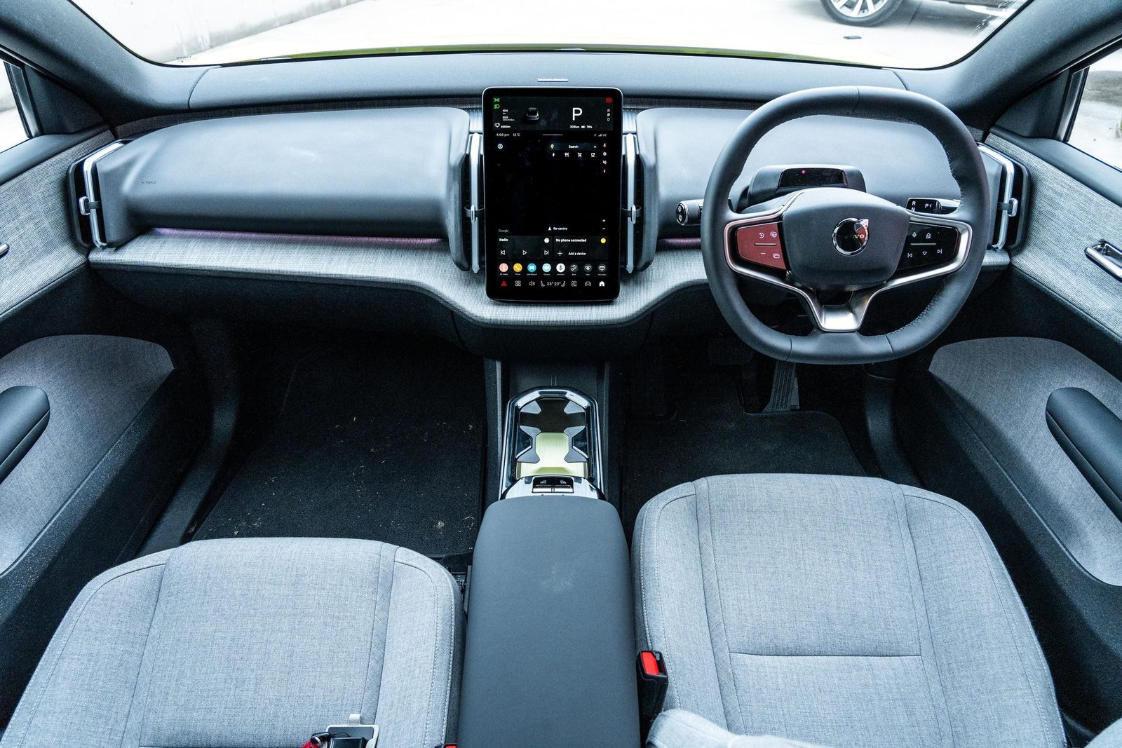 Volvo EX30 China 2024 — интерьер, второй ряд сидений, рынок internal_mvp