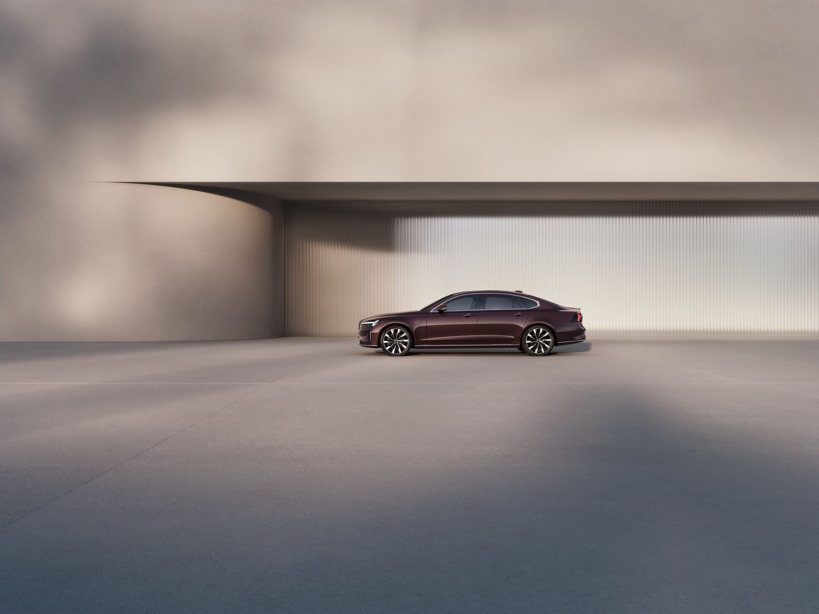 Volvo S90 T8 China 2026 — экстерьер, side profile context, рынок China / refreshed S90 global press material