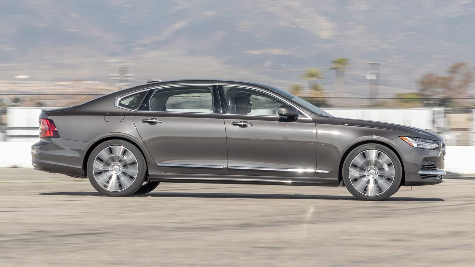 Volvo S90 T8 China 2024 — экстерьер, side profile, рынок China / global S90 Recharge T8 reference