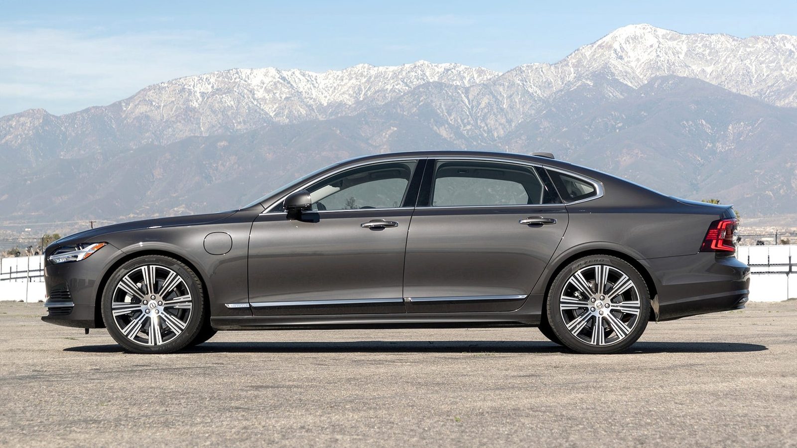 Volvo S90 T8 China 2024 — экстерьер, side profile open lot, рынок China / global S90 Recharge T8 reference