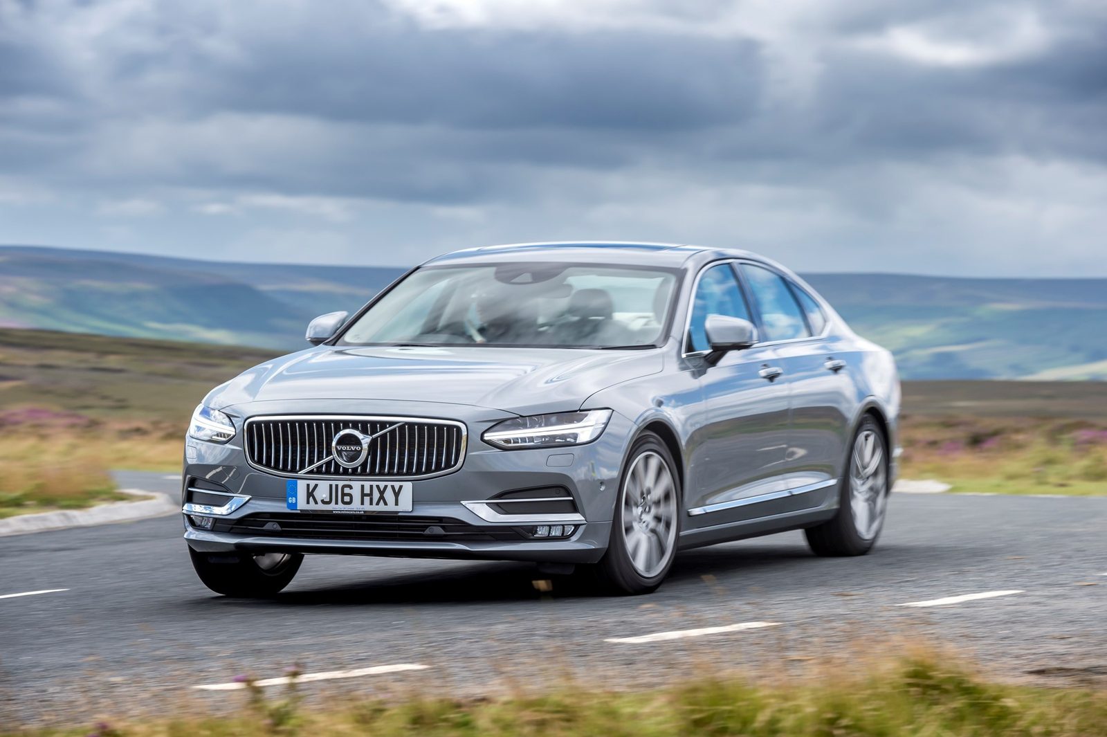 Volvo S90 T8 China 2026 — главное фото модели, экстерьер, вид сбоку, рынок internal_mvp
