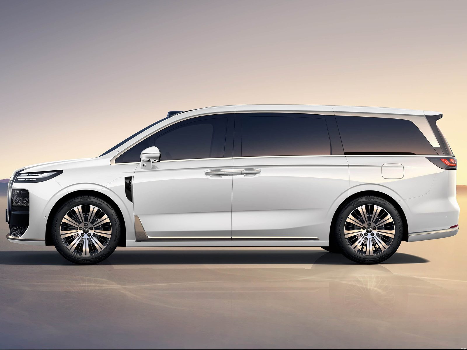 Voyah Dreamer 9 EV — экстерьер, вид сбоку, рынок China pre-sale; Dreamer 9 EV/PHEV shared body and cabin