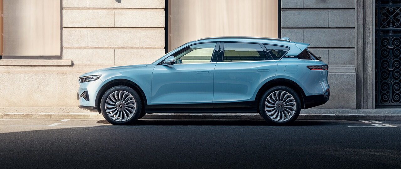 Voyah Free EREV Original 2021 China — экстерьер, urban side profile global, рынок Dongfeng Global / VOYAH Free model-family reference