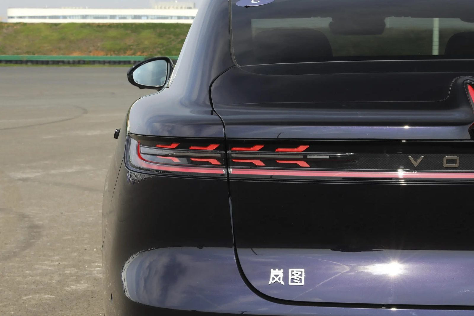 Voyah Passion EREV 2024 — экстерьер, rear detail, рынок internal_mvp