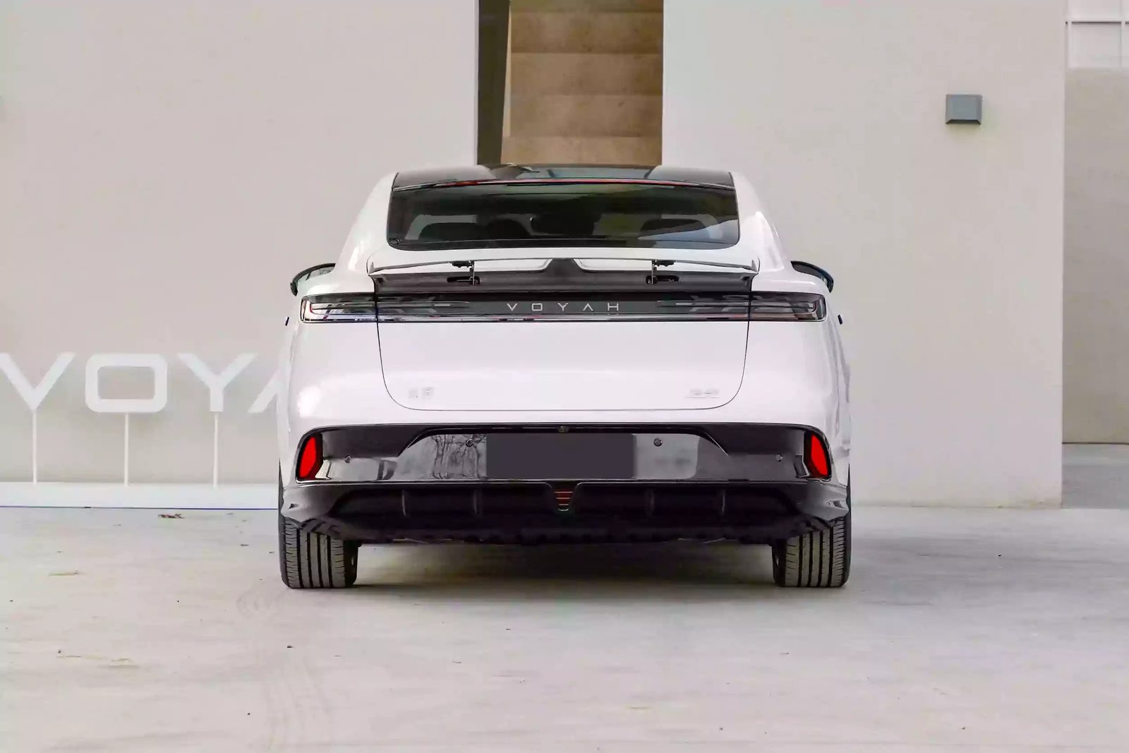 Voyah Passion EV 2025 — экстерьер, вид сзади, рынок internal_mvp
