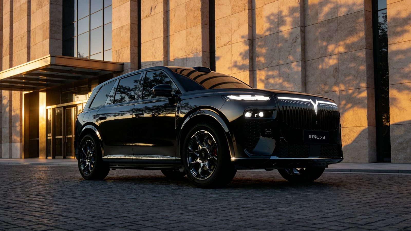 Voyah Taishan EV 2026 — экстерьер, front 3q urban, рынок China
