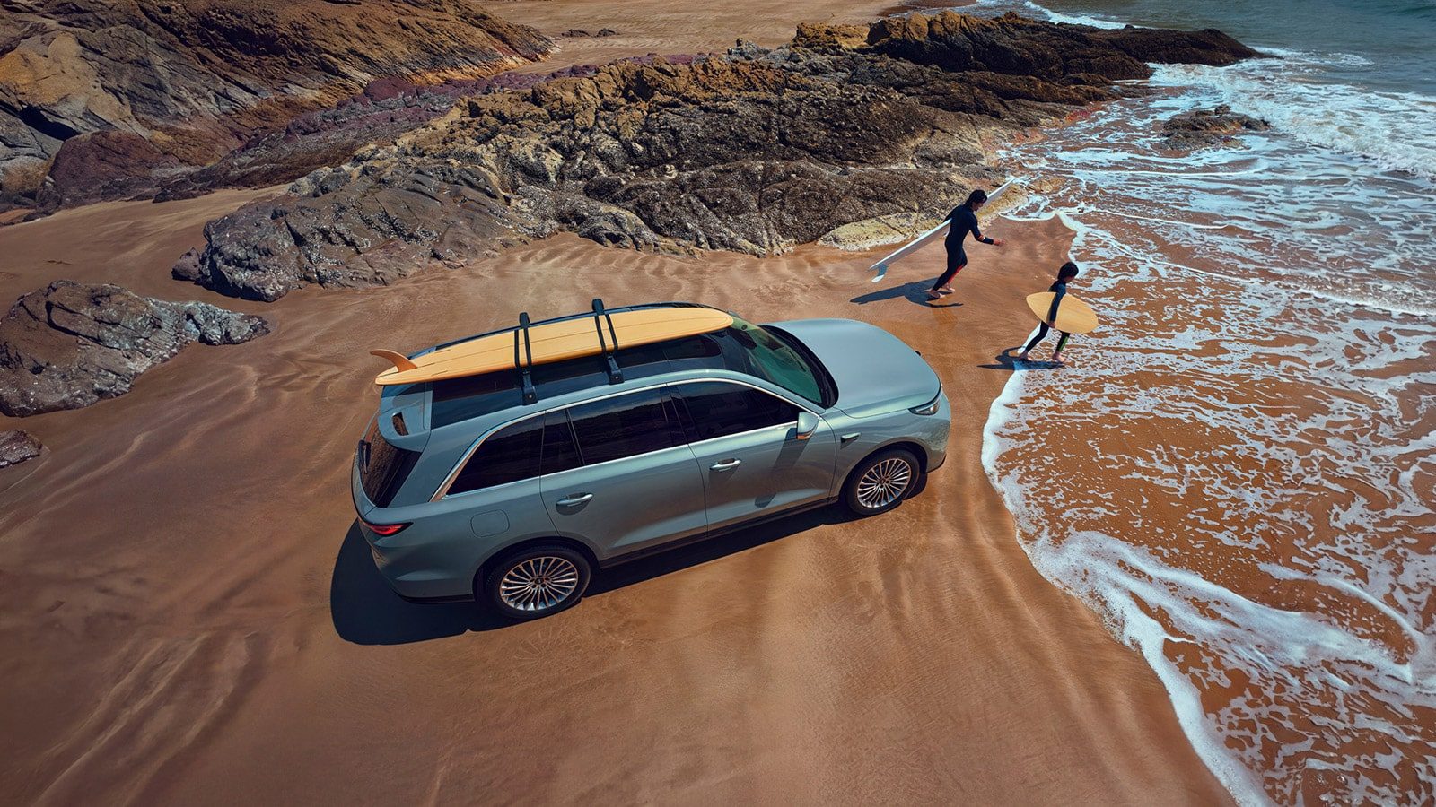 Wey V8X PHEV 2026 — экстерьер, rear three quarter beach, рынок China pre-order reference